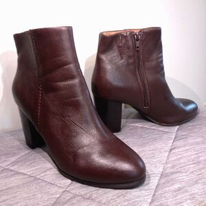 Vionic Kennedy Women's Brown Leather Almond Toe Leather Ankle Boot Size 7.5